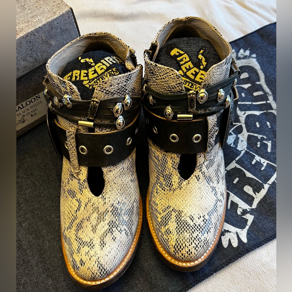 Freebird by Steve – “Saloon” Leather Booties